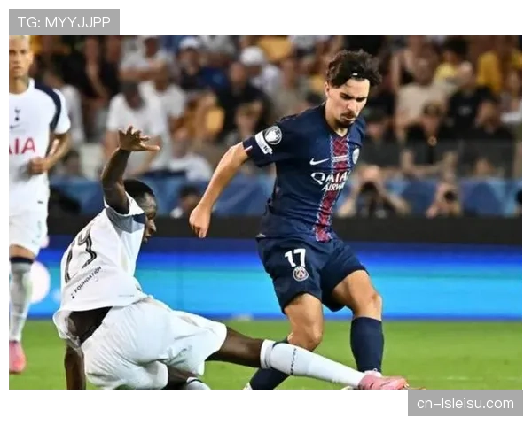 巴黎中场维蒂尼亚右脚踝扭伤，距离半决赛首回合还有九天